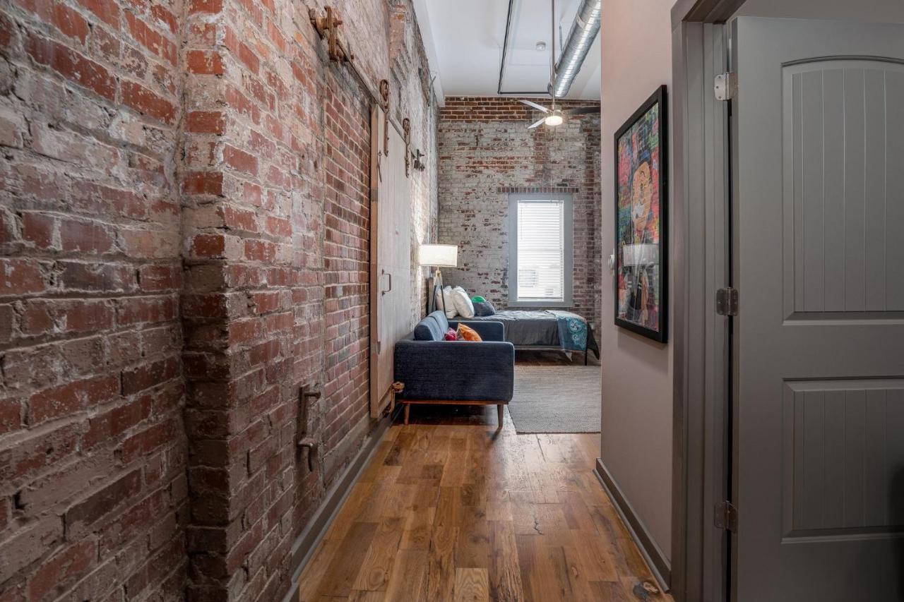 The Davis Lofts At Main Street - Unit 3D Apartment Rocky Mount Exterior photo